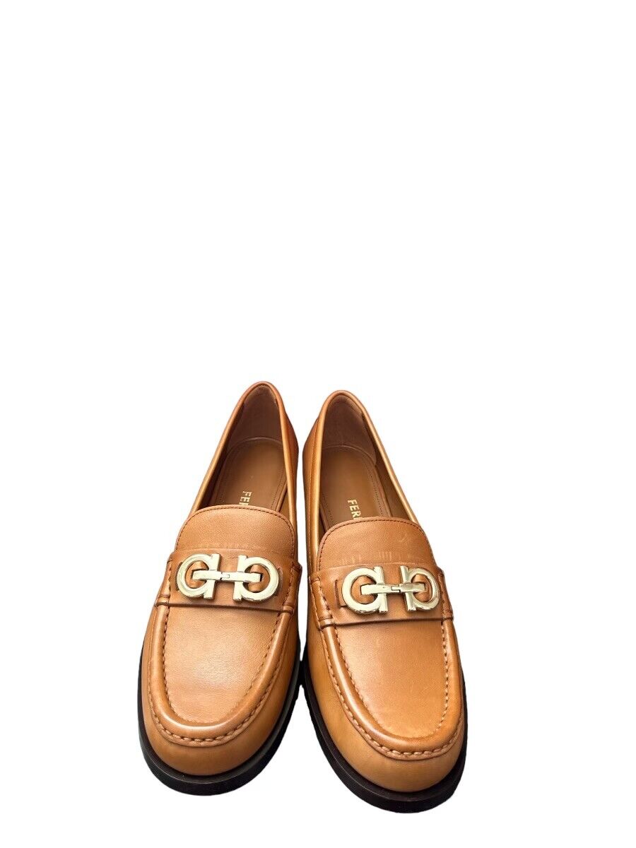 NEW Ferragamo Women's Ofelia Gancini Moc Toe Loafers, Tan, Size 8.5 8 9