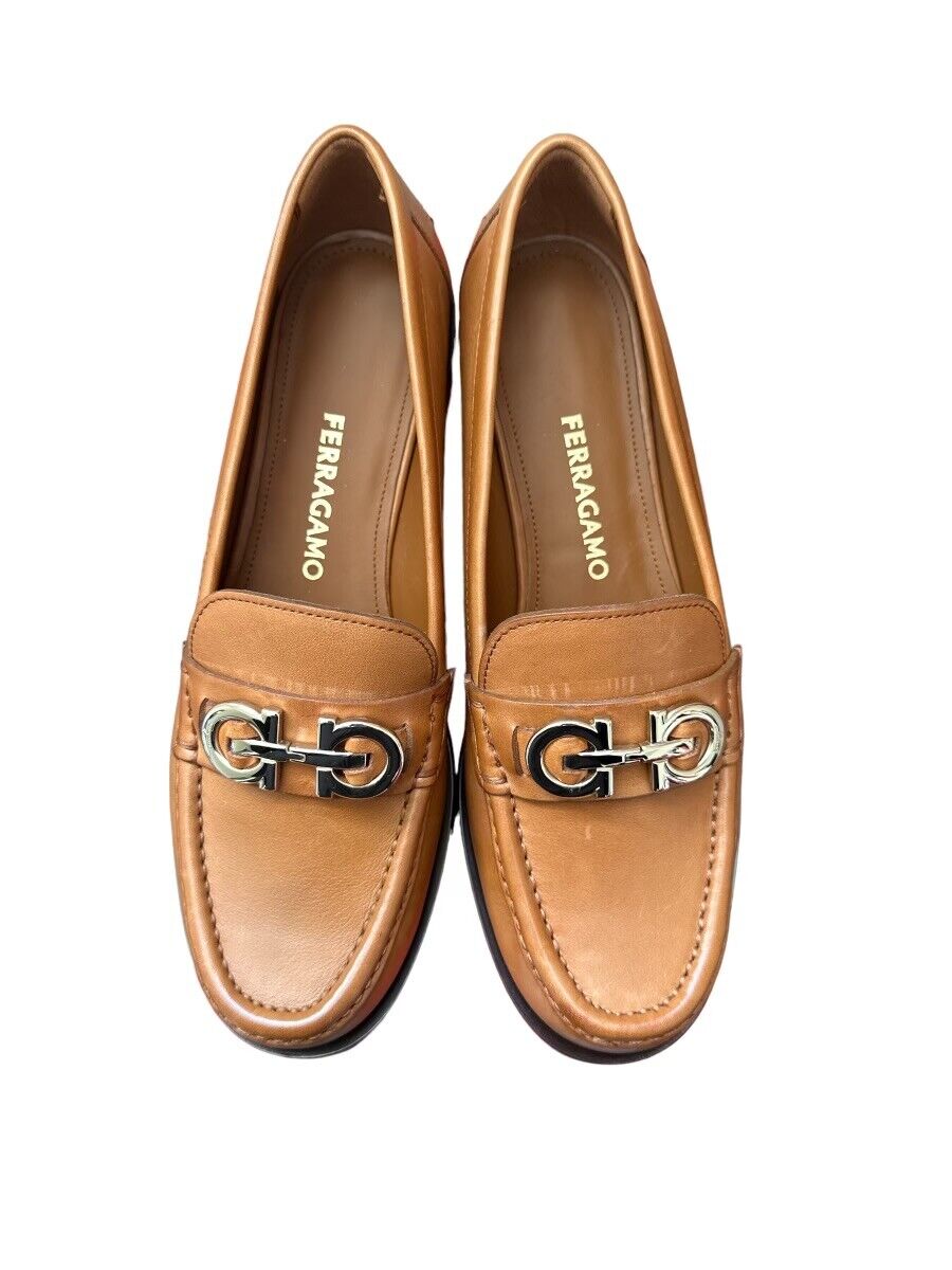 NEW Ferragamo Women's Ofelia Gancini Moc Toe Loafers, Tan, Size 8.5 8 9